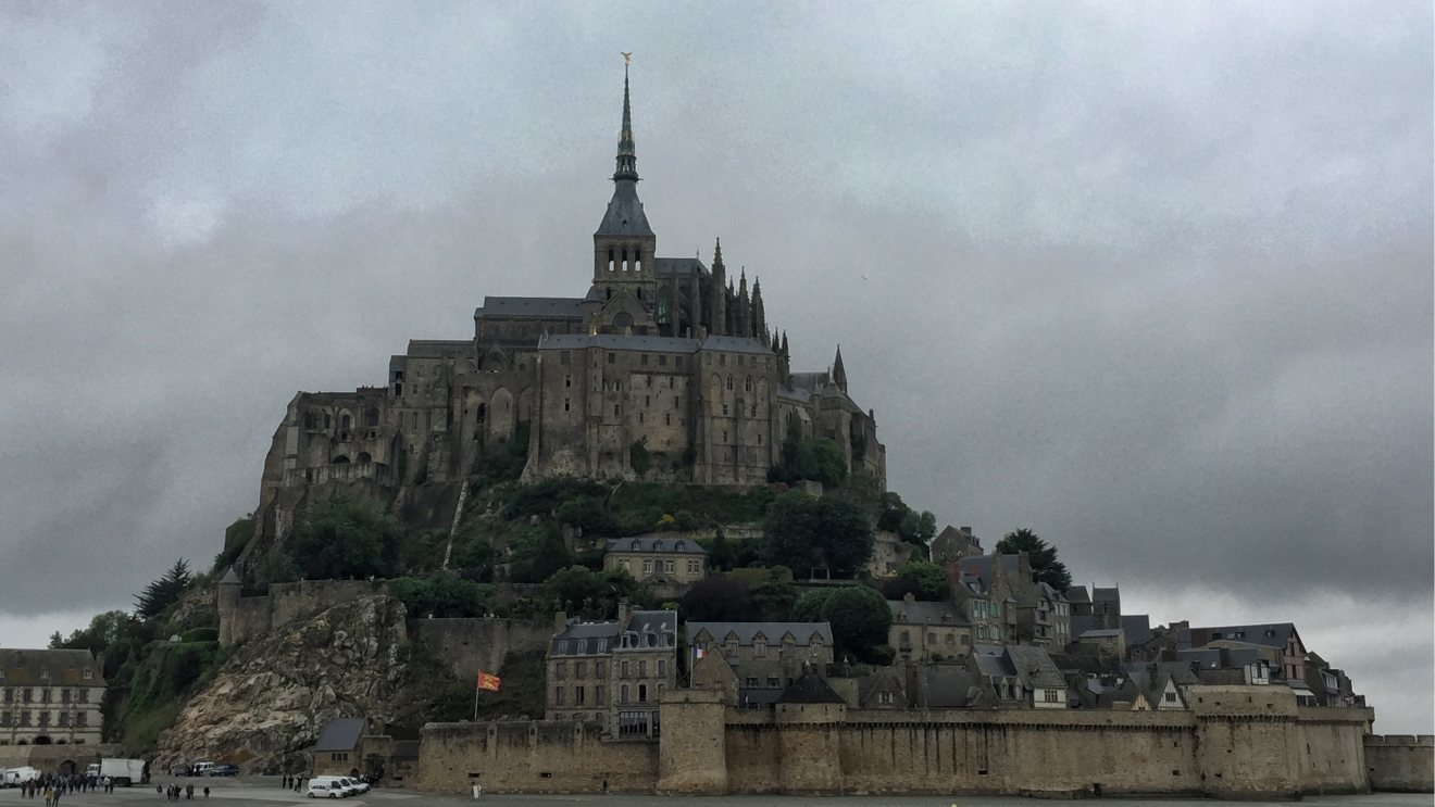 Diapositive 37++Mt St-Michel.jpeg 