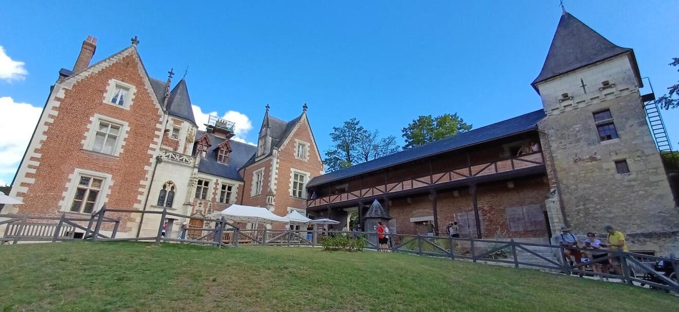 Diapositive 22++Le_Clos_Luce.jpeg 
