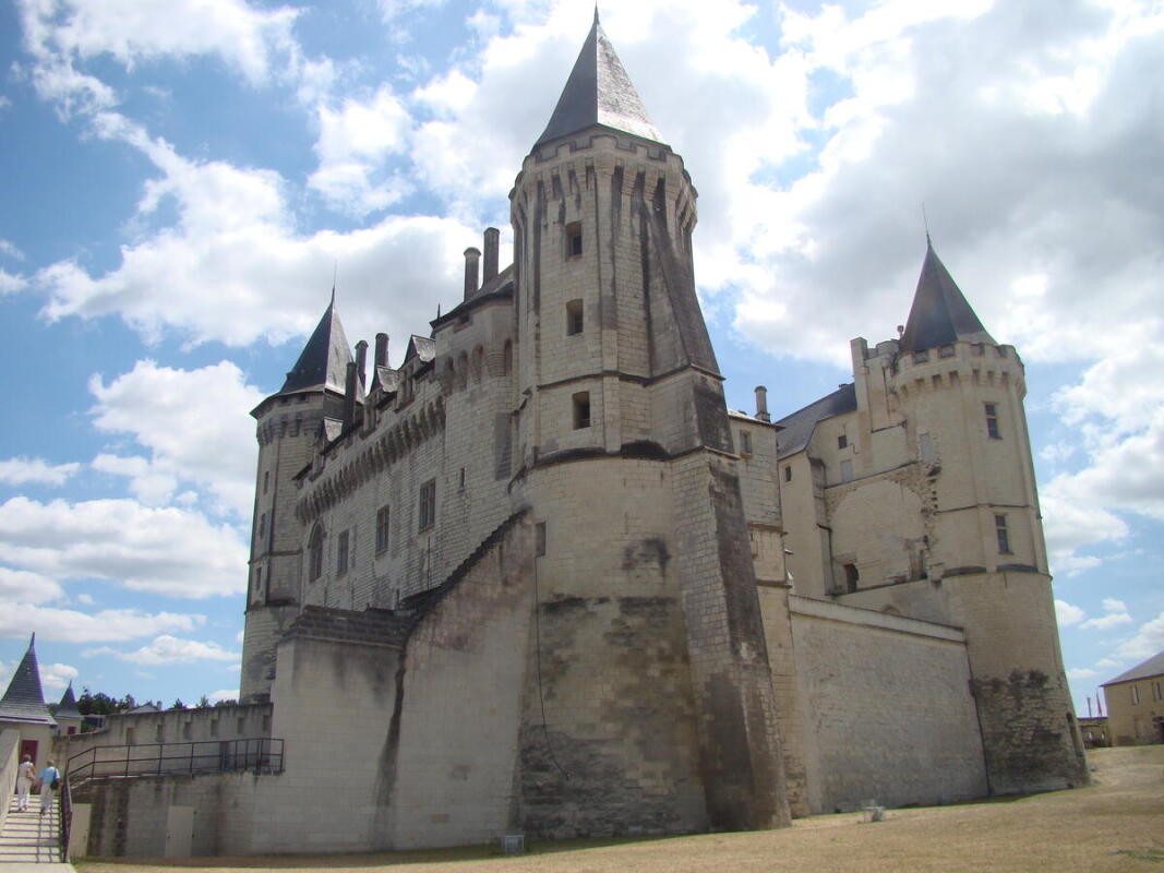 Diapositive 04++Saumur.jpeg 