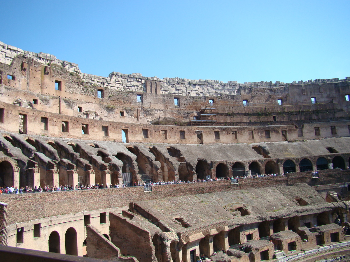 Diapositive 13++Colosseum.jpeg 