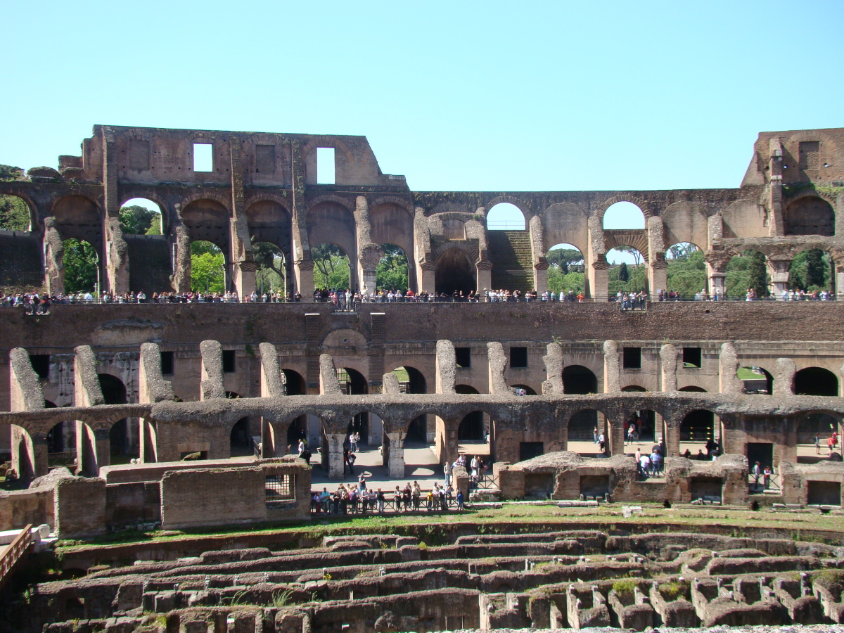 Diapositive 22++Colosseum.jpeg 