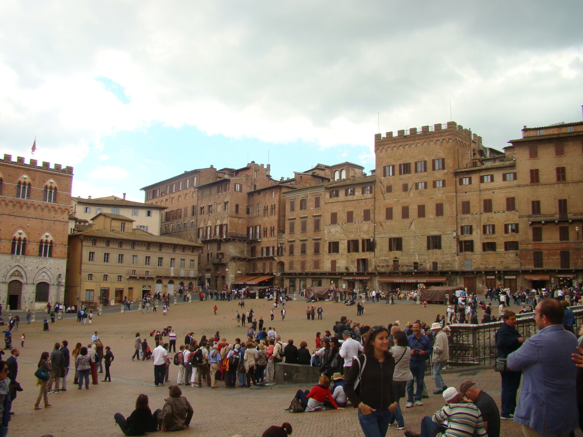 Diapositive 15++Piazza del Campo.jpeg 