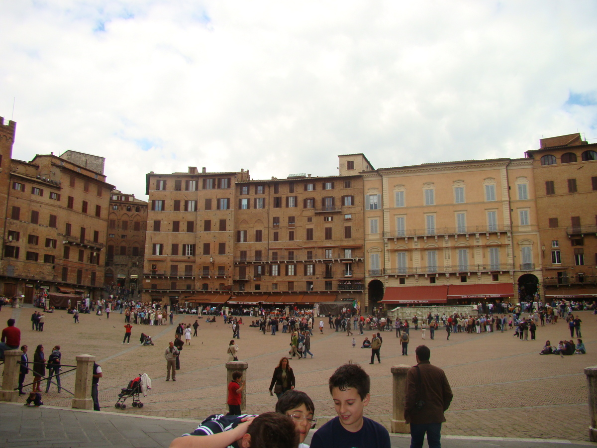 Diapositive 16++Piazza del Campo.jpeg 